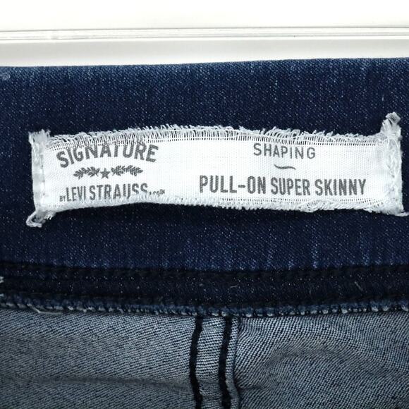 Levis Signature Jeans Womens 2 Pull On Super Skinny Shaping Blue Stretch Denim - Picture 3 of 12